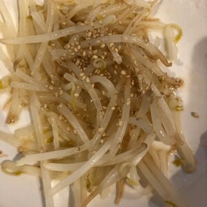 簡単すぎる☆レンジでもやしナムル